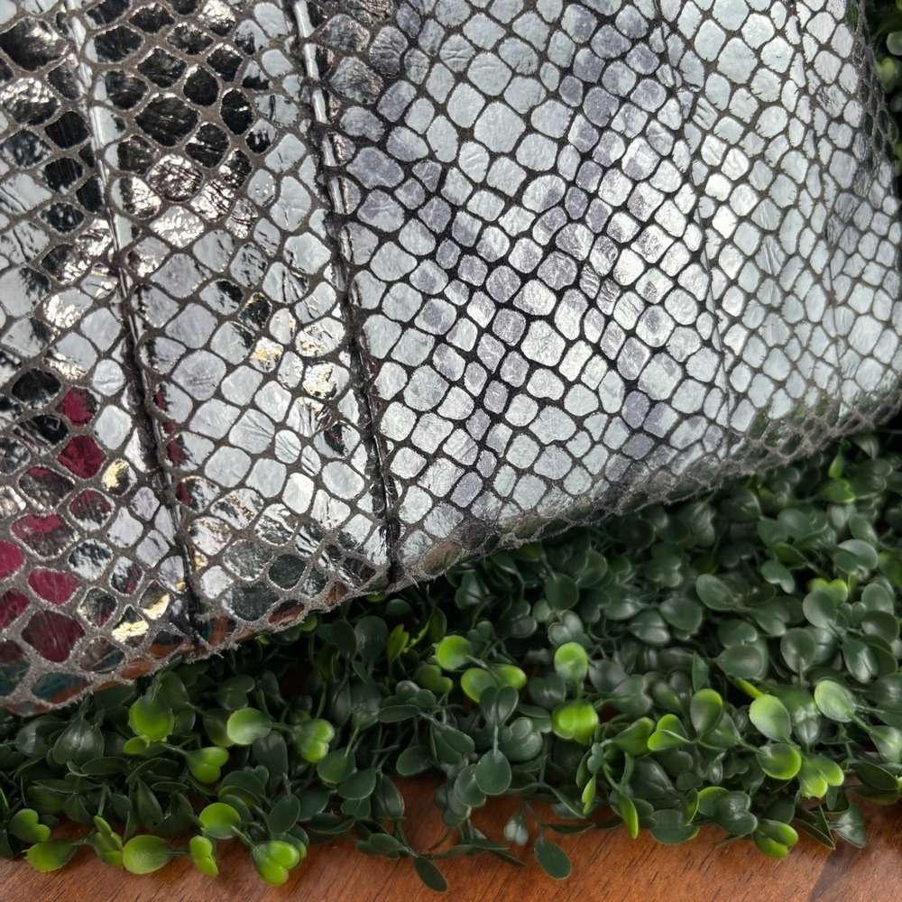 MICHAEL KORS TILDA Metallic Snakeskin Clutch - Picture 7 of 12